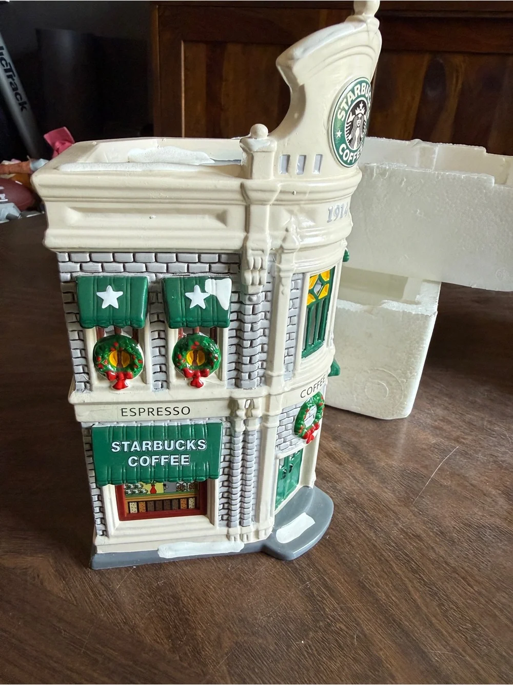 Department 56 Snow Village Starbucks Coffee 9 1/4